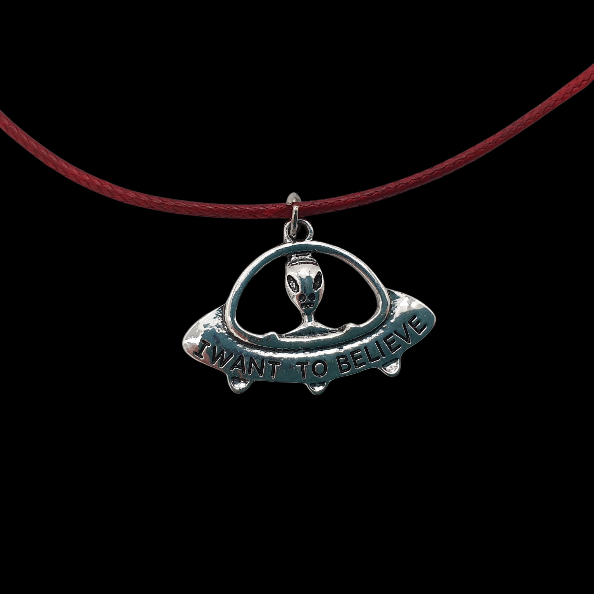 Alien Ufo Spaceship Necklace i Want To Believe Pendant