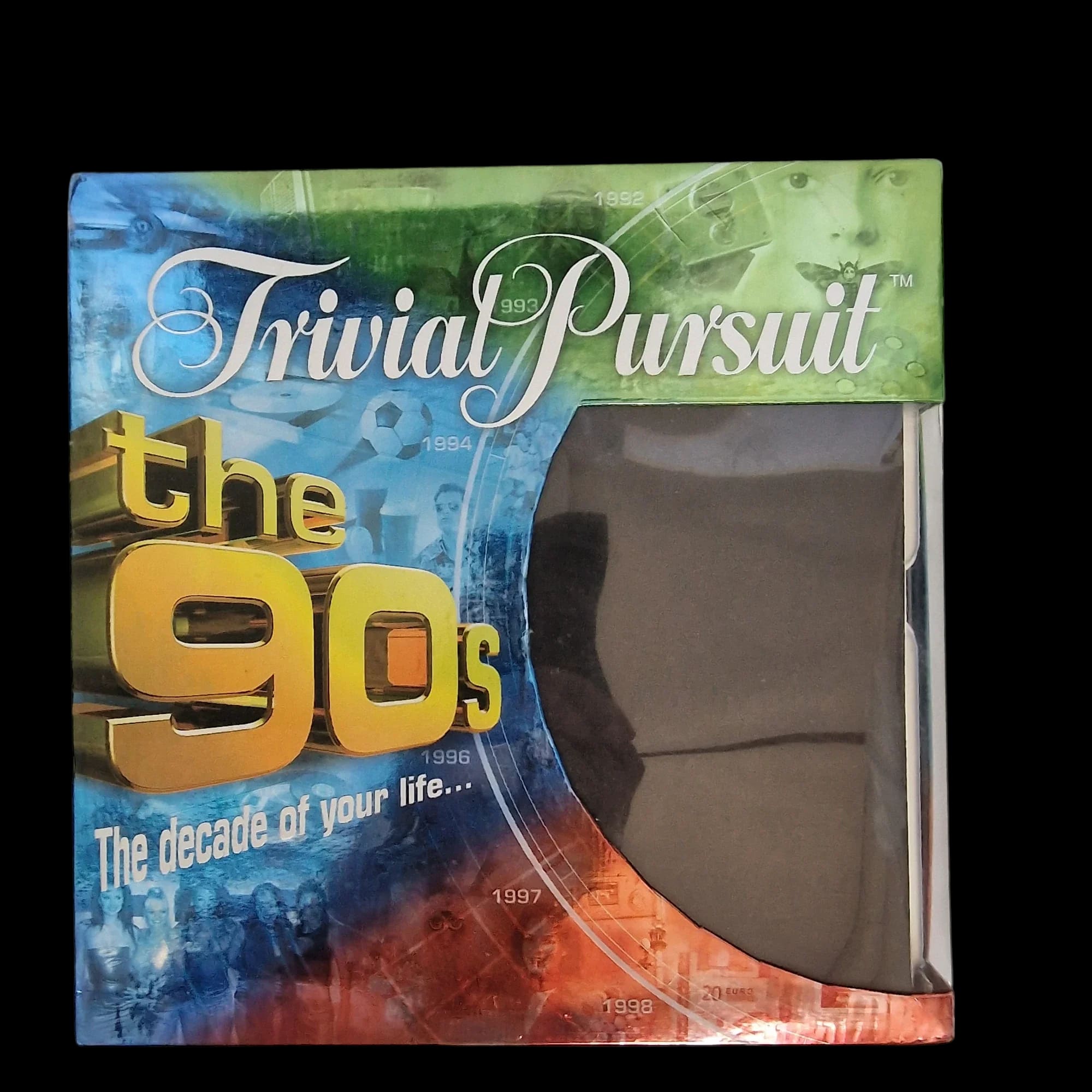 Boxed Hasbro Trivial Pursuit The 90s Board Game - Games - 3