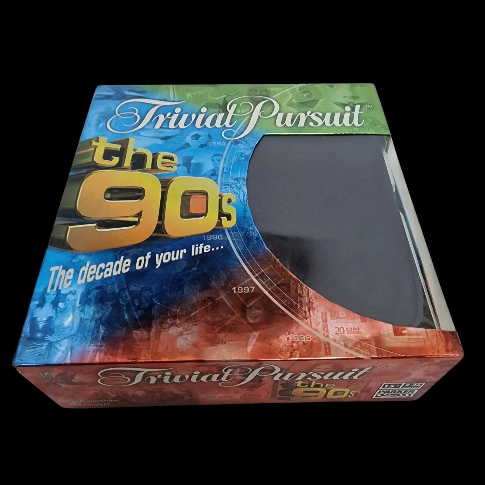 Boxed Hasbro Trivial Pursuit The 90s Board Game - Games - 1