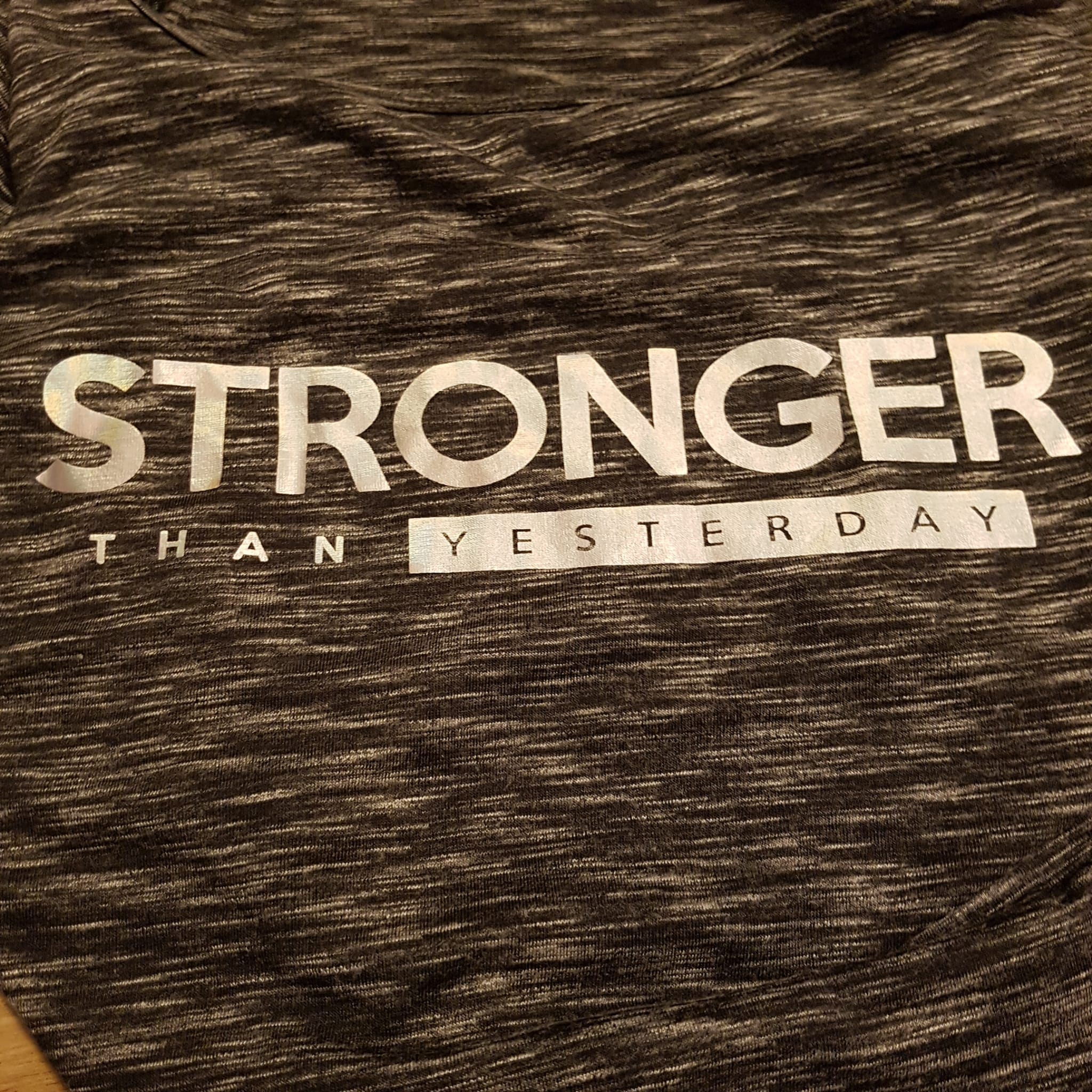 Florance Fred Grey Stronger Than Yesterday T-shirt Uk Small