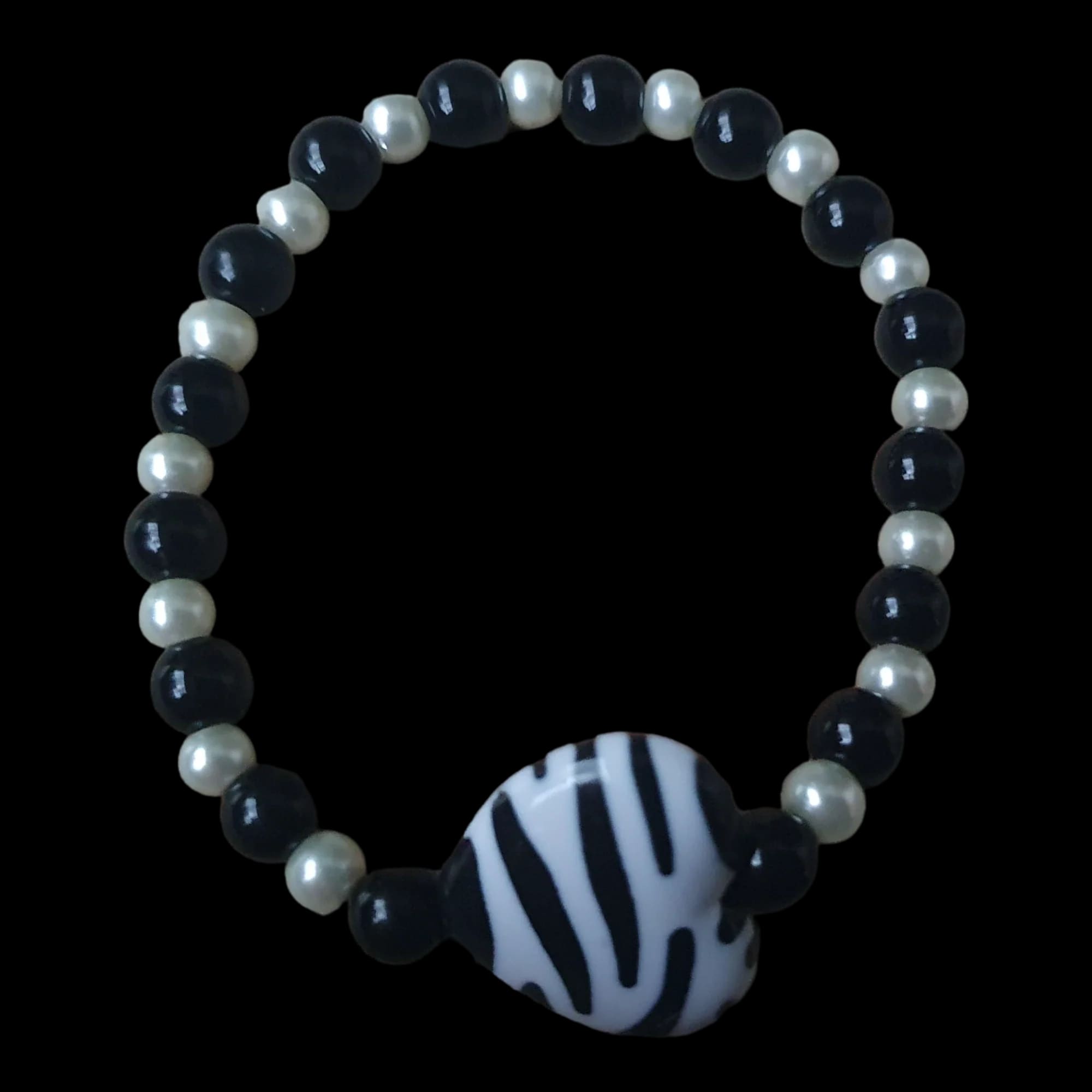 Handmade Beaded Children’s Bracelet Black White Heart