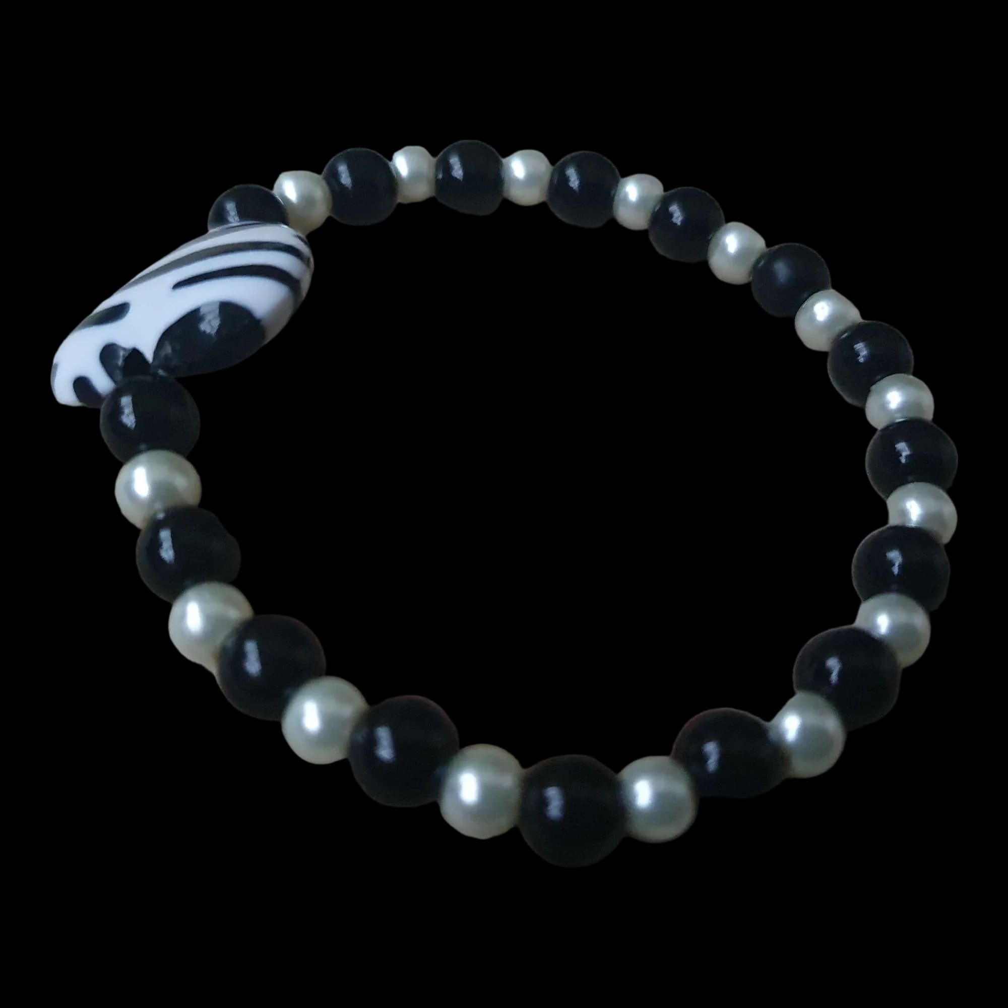 Handmade Beaded Children’s Bracelet Black White Heart