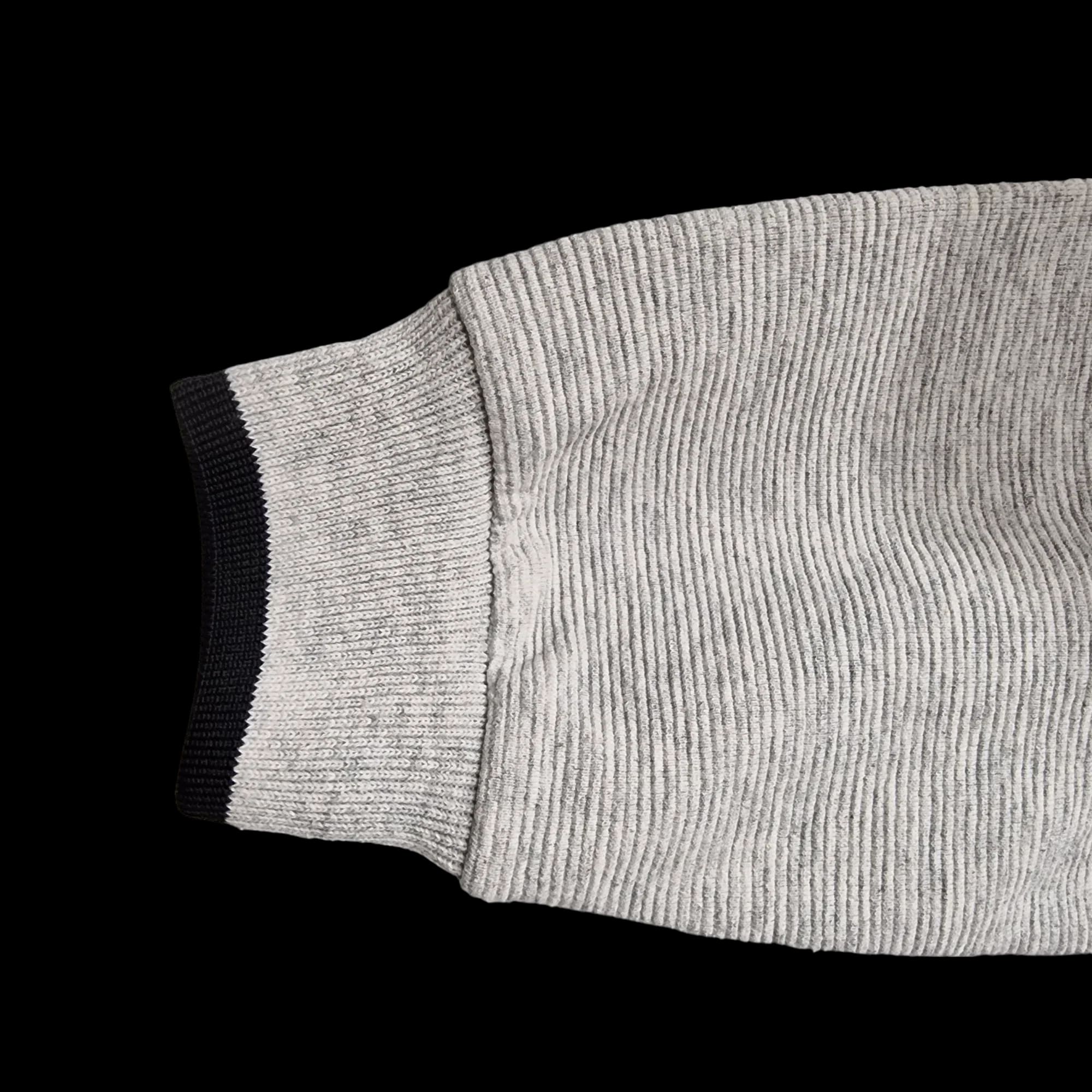 Hugo Boss Grey V Neck Jumper UK Large - Jumpers - 5 - 3401