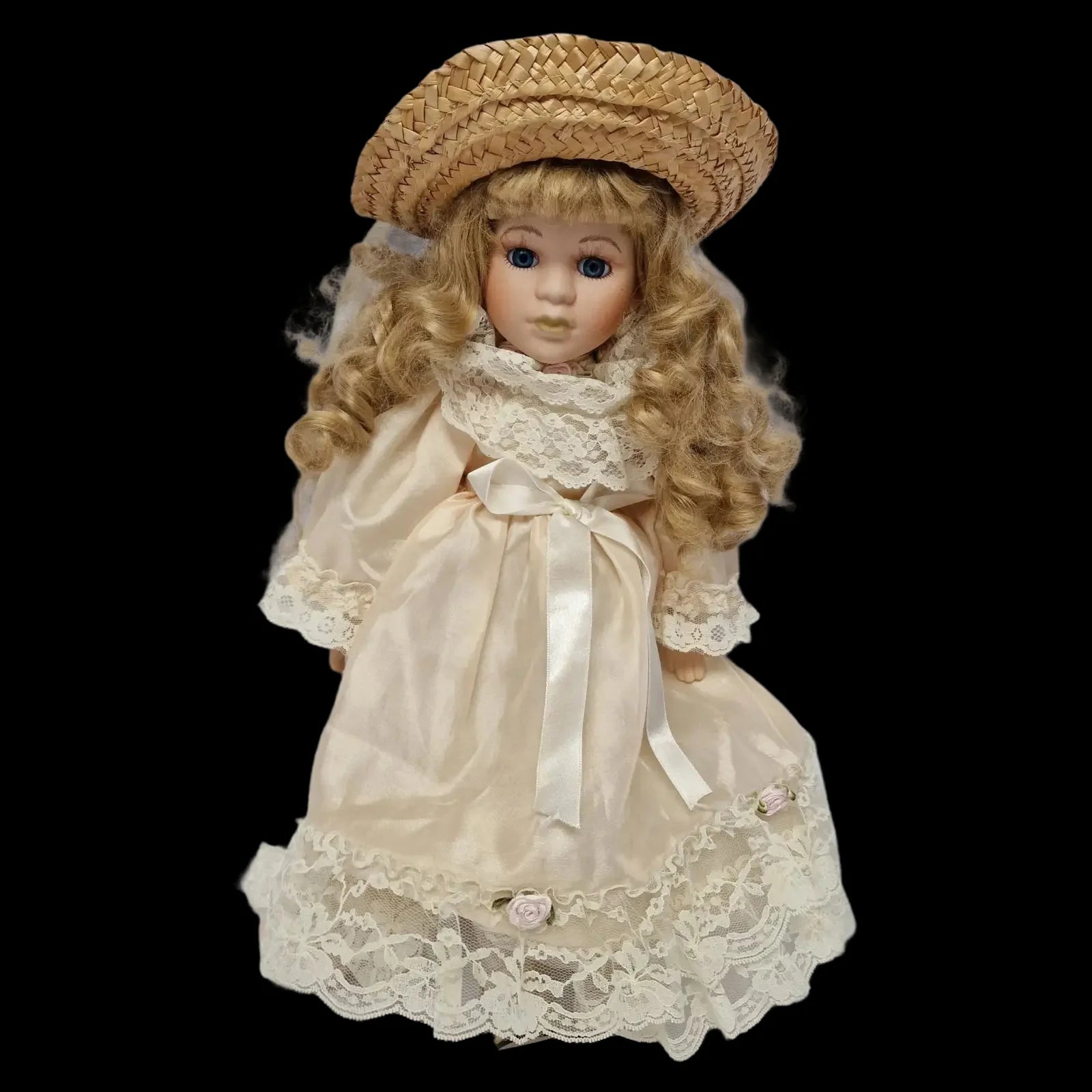 Porcelain Doll Female Lady Leonardo Collection Removeable