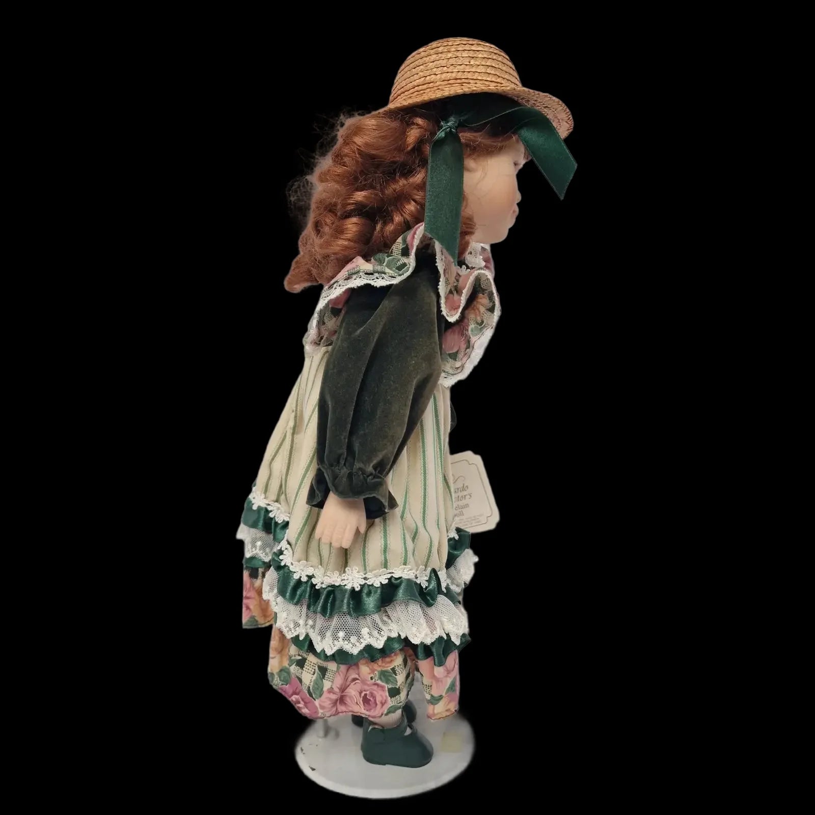 Porcelain Doll Tara Female Leonardo Collection Removeable