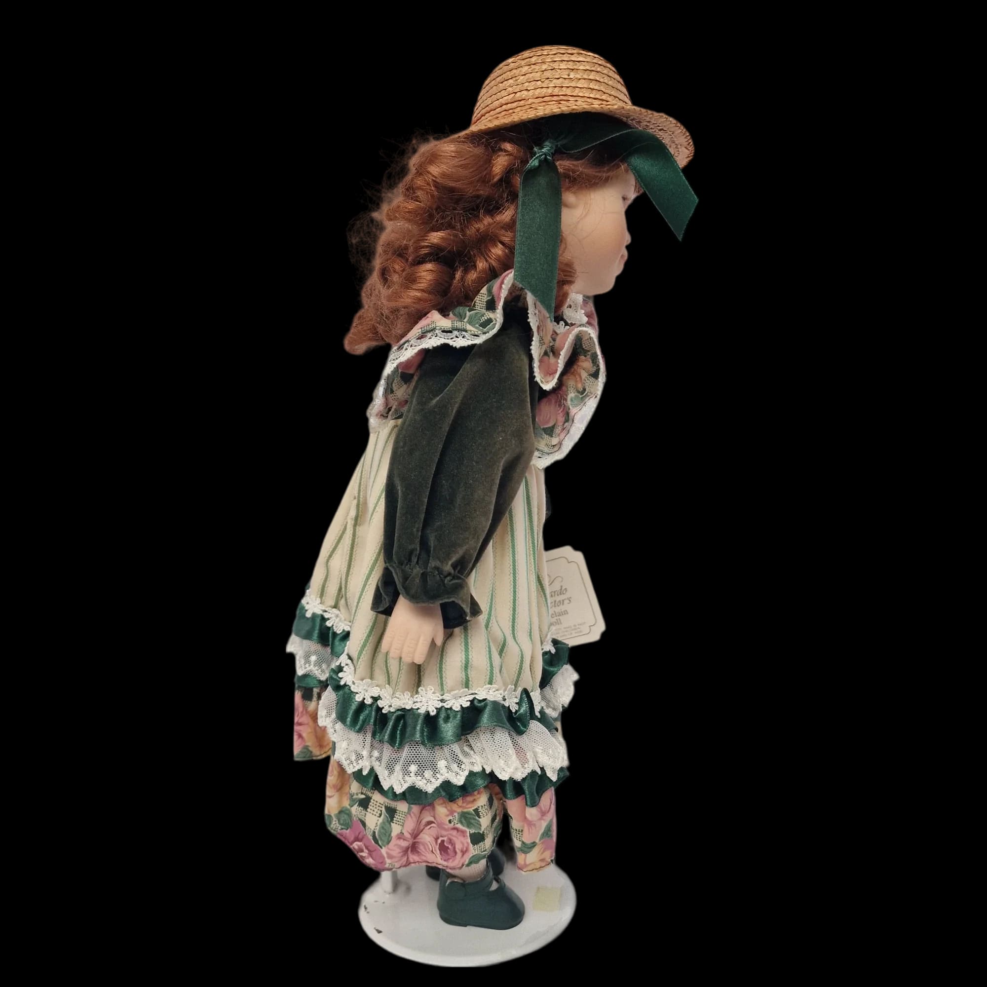 Porcelain Doll Tara Female Leonardo Collection Removeable