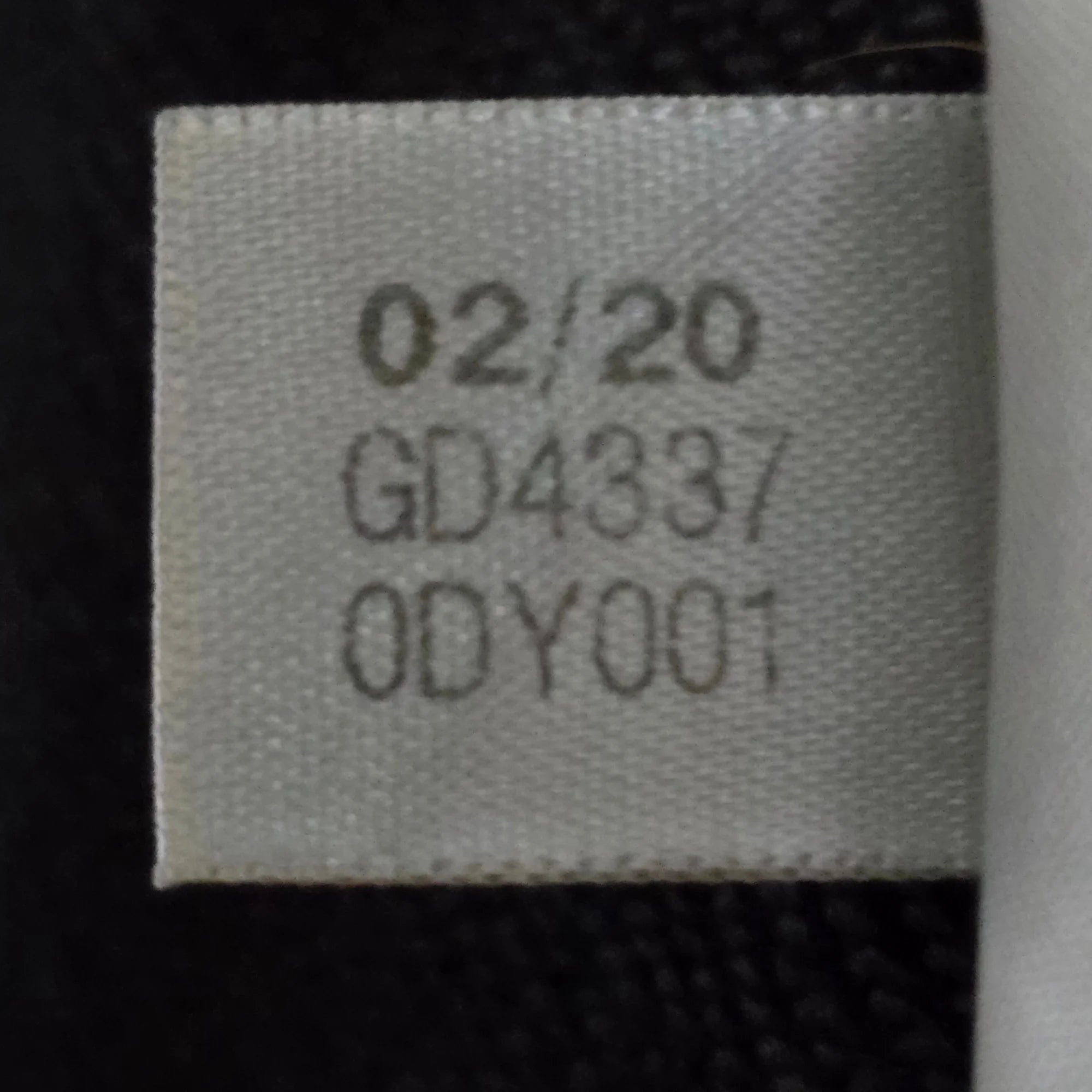 Unisex Adidas Black Full Zip Hoodie UK 10 - Hoodies - 11