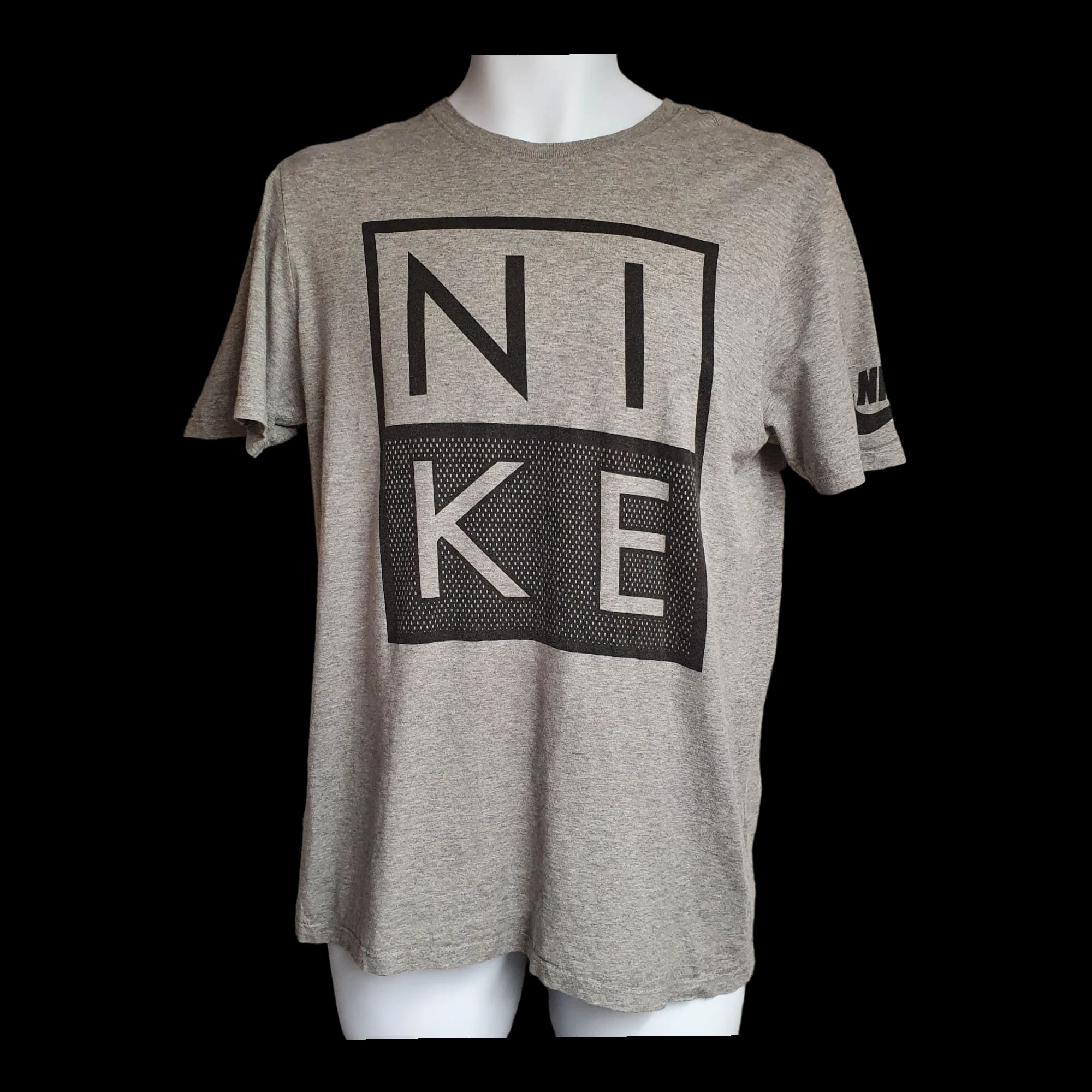 Unisex Vintage Nike Spell Out Grey T-Shirt UK Medium