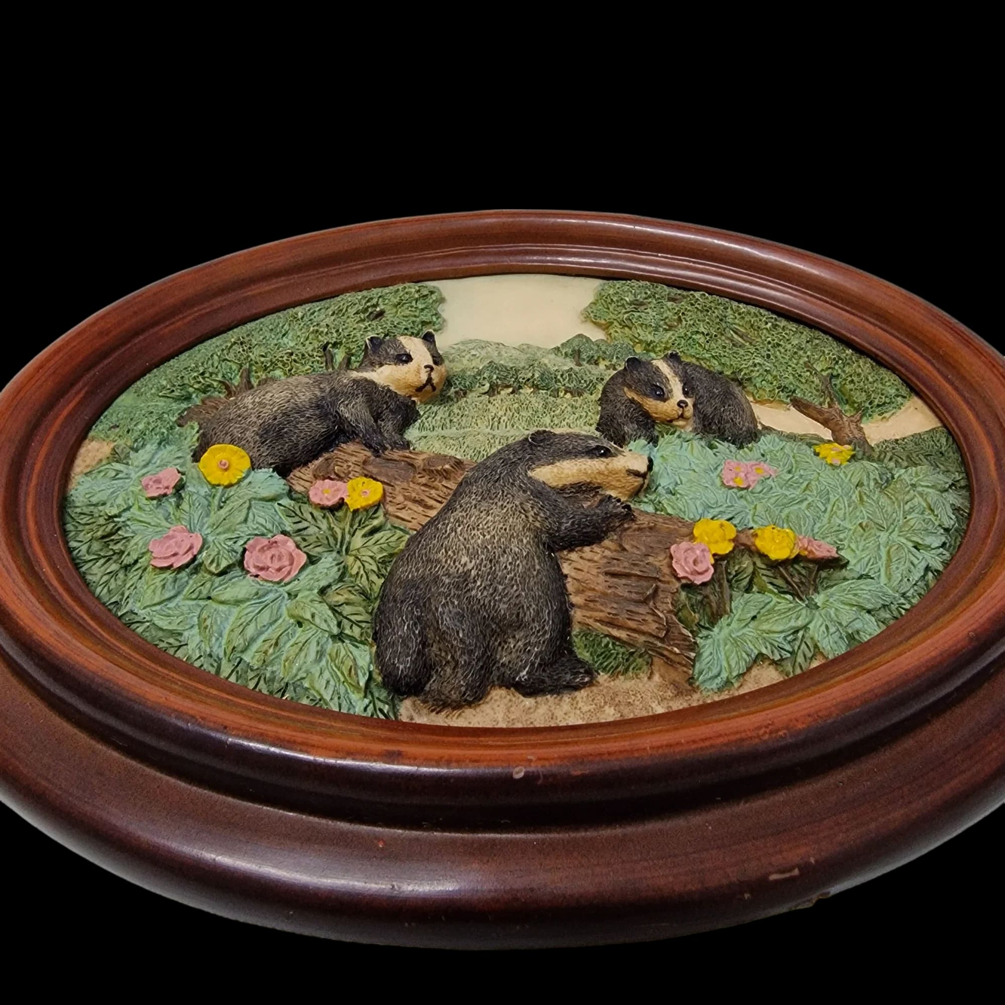 Vintage 3d Framed Oval Badger Ceramic Plaque - TipTop Deals