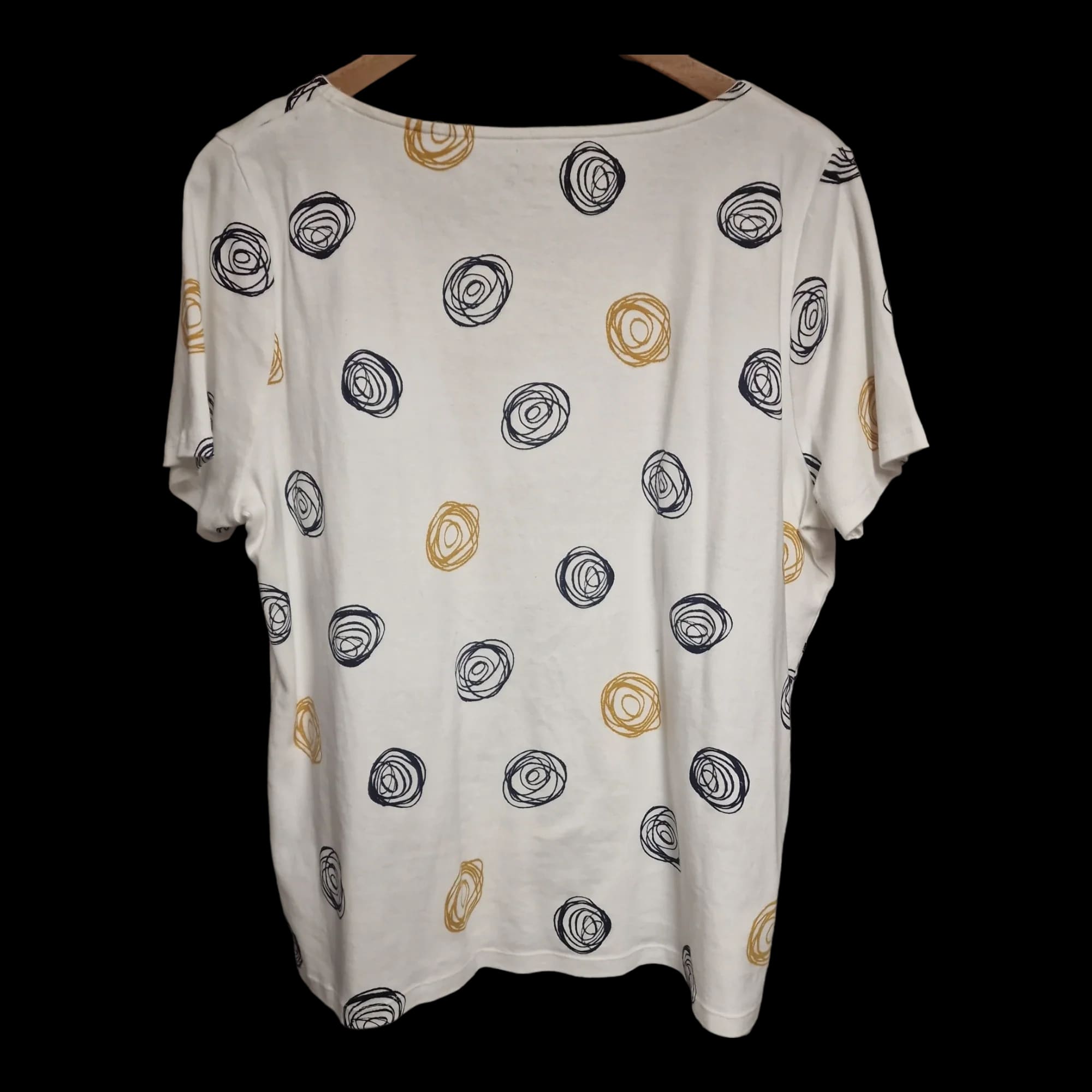 Womens Love Tees Swirls White Yellow Navy Top UK 20 - 2