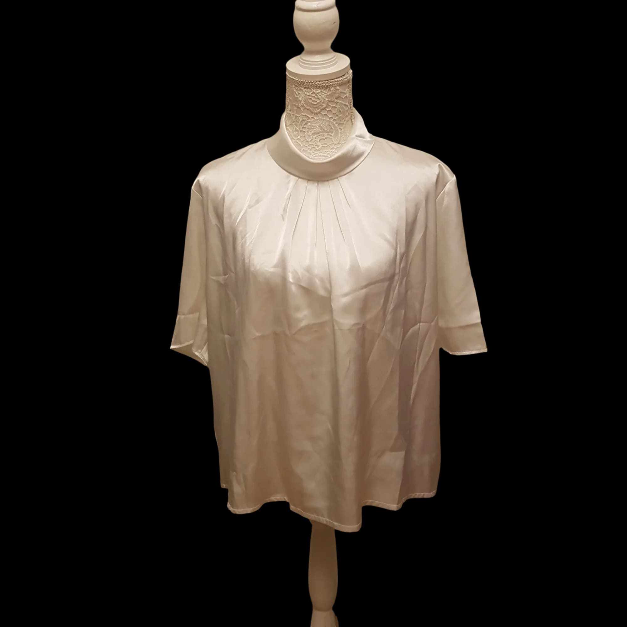 Womens Masai White Satin Top UK 20 - Ma-Sai - 1 - 1845