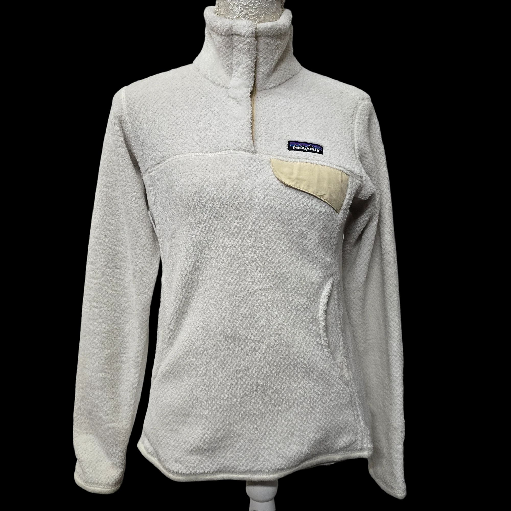 Womens Patagonia Cream Snap Fleece Jumper Small - Jumpers